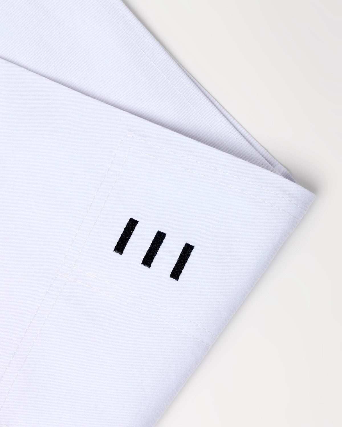 Legacy Gi | White